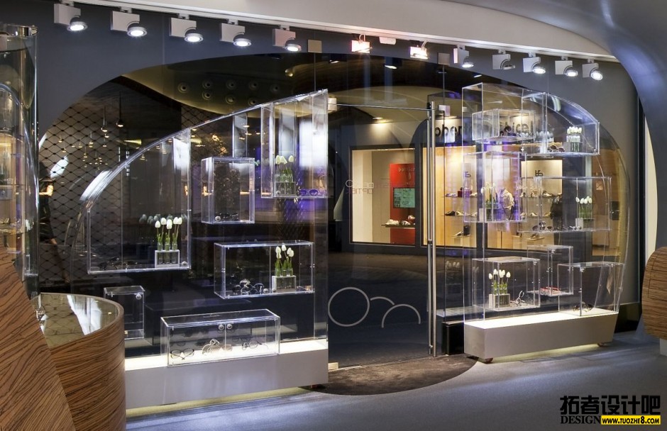 Hofstede-OptiekEntrance-Glass-Showcase-Interior-Design.jpg