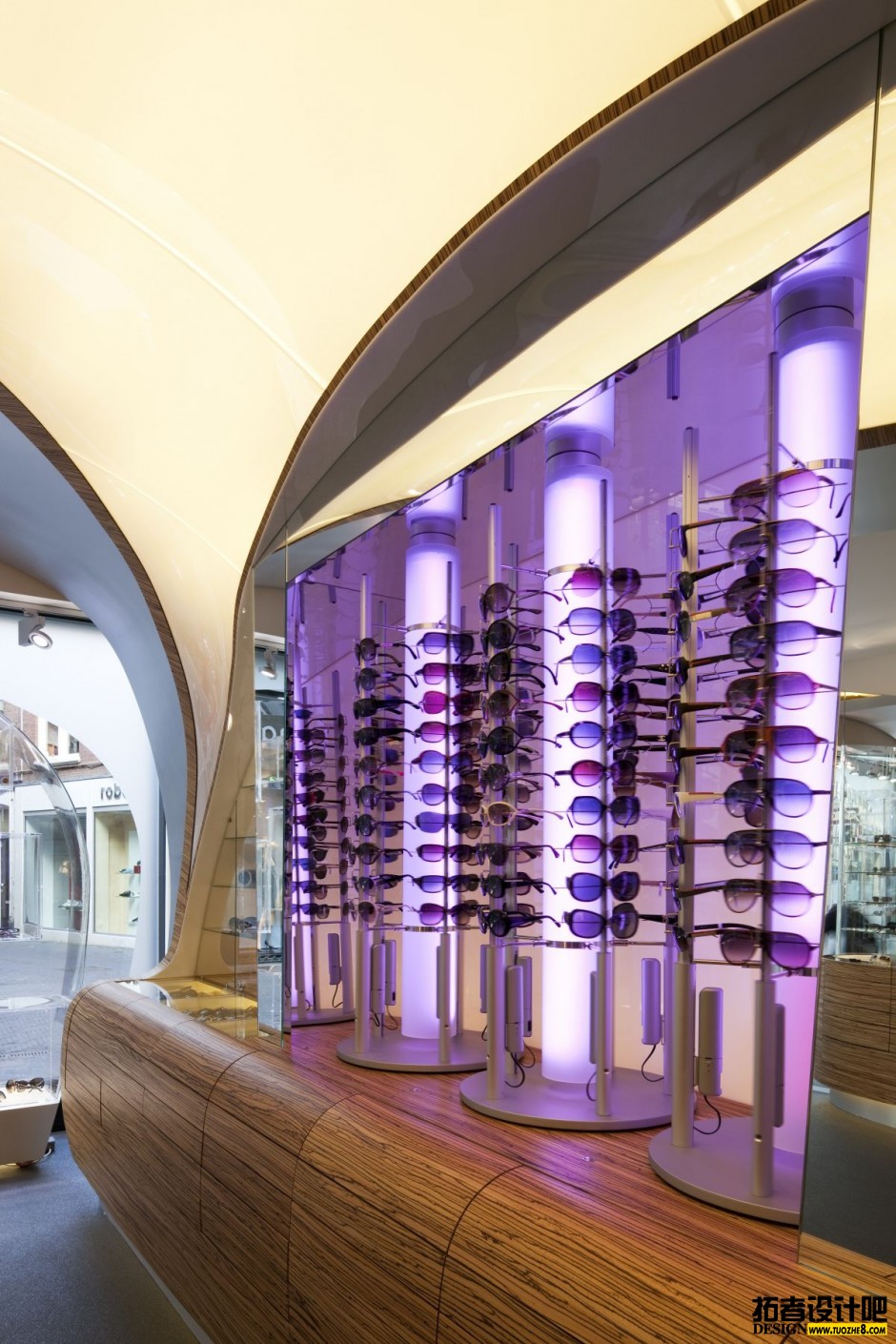 Hofstede-Optiek-Open-Display-Design.jpg
