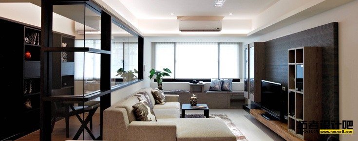 209main735_03.jpg