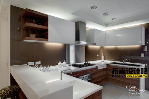 designer146_08_10.jpg