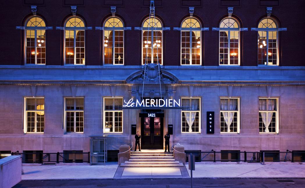 1)Le Meridien PhiladelphiaExterior Ĕz.jpg