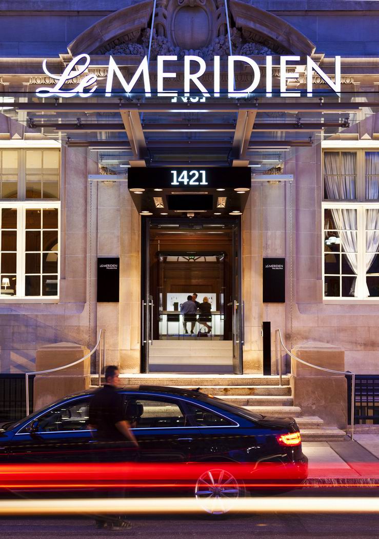 9)Le Meridien PhiladelphiaExterior Ĕz.jpg