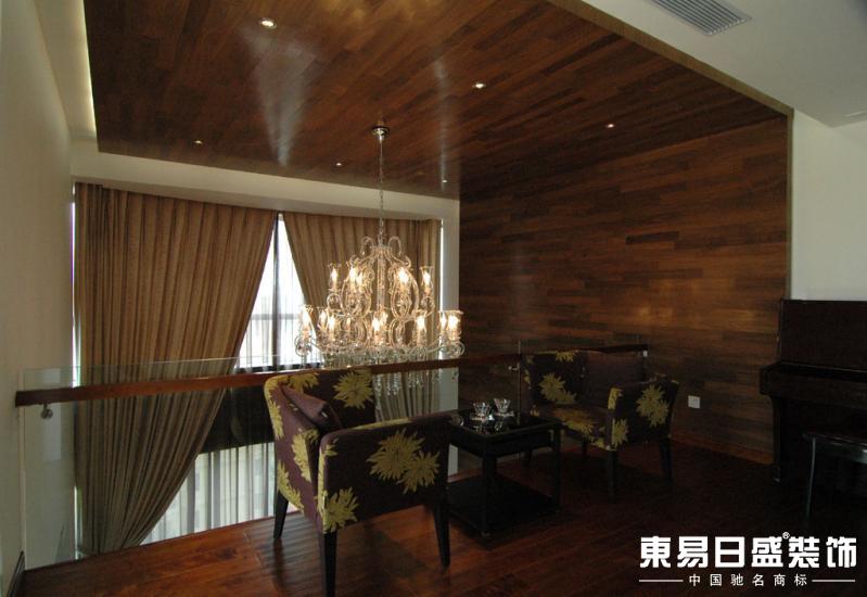 2010090109360250219.jpg