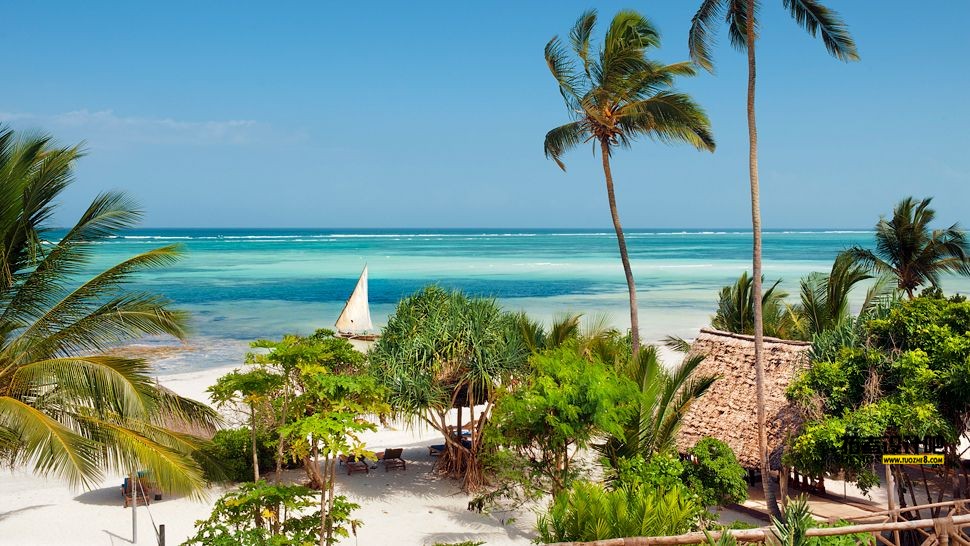 003109-18-BeachOverView.jpg
