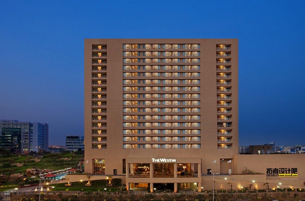 13)The Westin Hyderabad Mindspacehotel outside view Ĕz.jpg