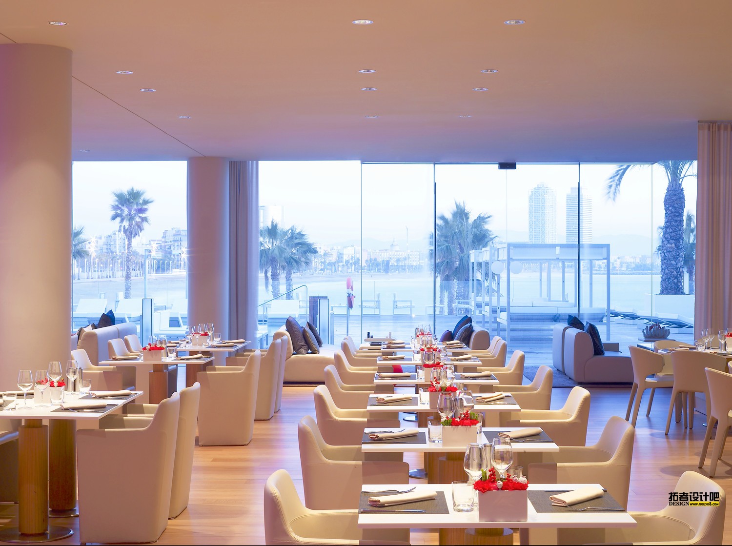 6)W BarcelonaWAVE Restaurant With View Over The Mediterranean Ĕz.jpg