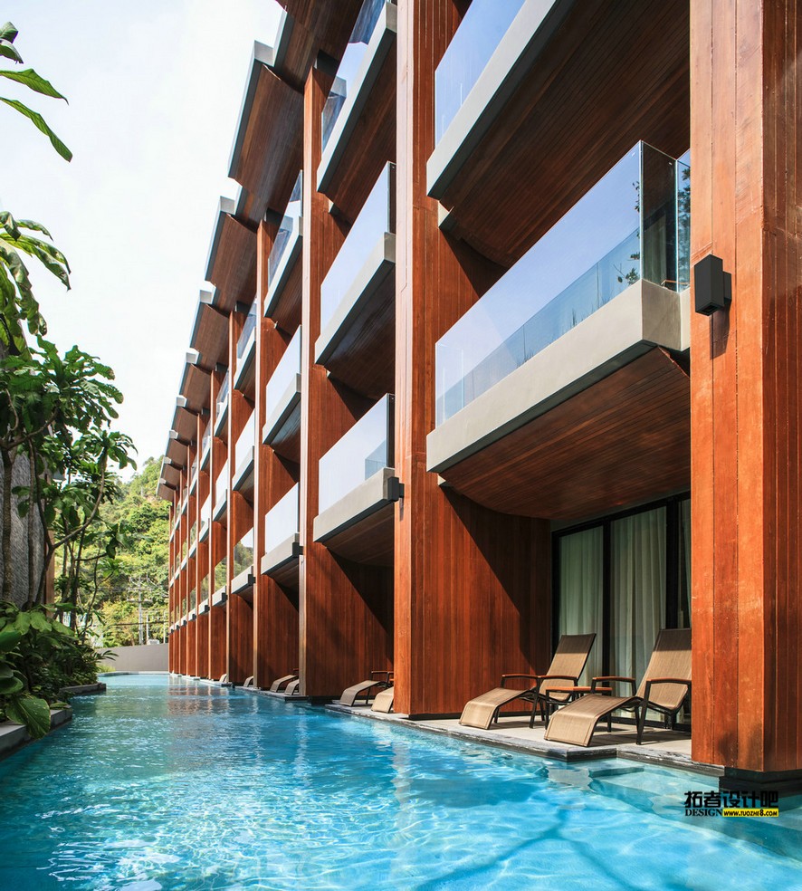 513e947bb3fc4b560c000005_kc-grande-resort-spa-hillside-foundry-of-space_kc_hill_018.jpg