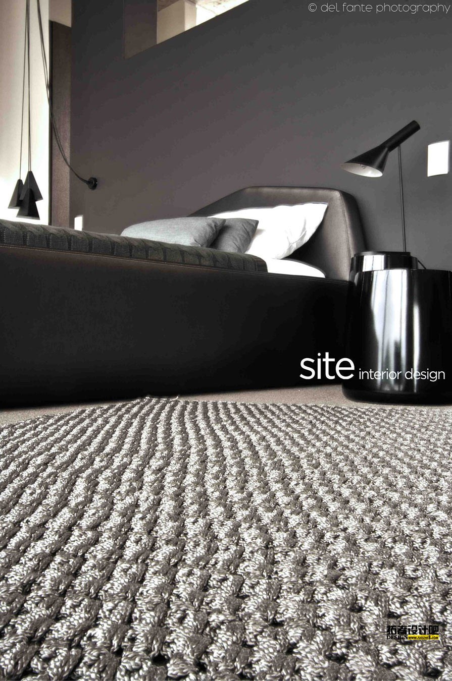 Aupiais-House-Camps-Bay-South-Africa-Grey-Bedroom-2.jpg