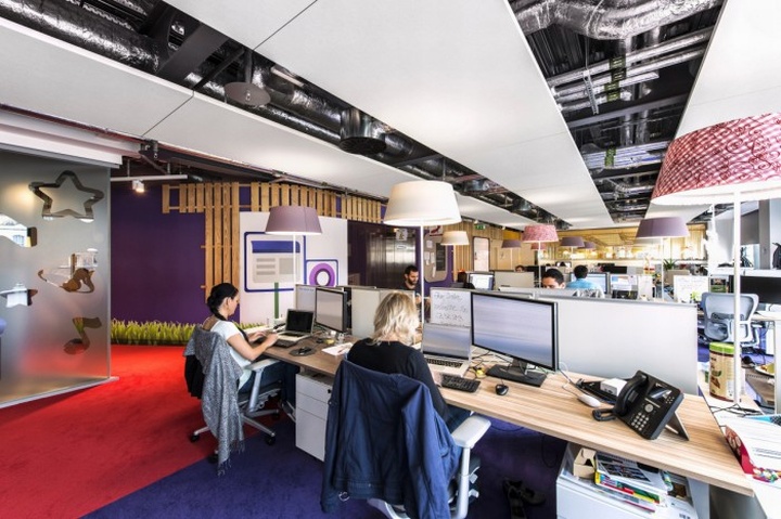 Google Ireland office by Camenzind Evolution Dublin 21 Google Ireland office by .jpg