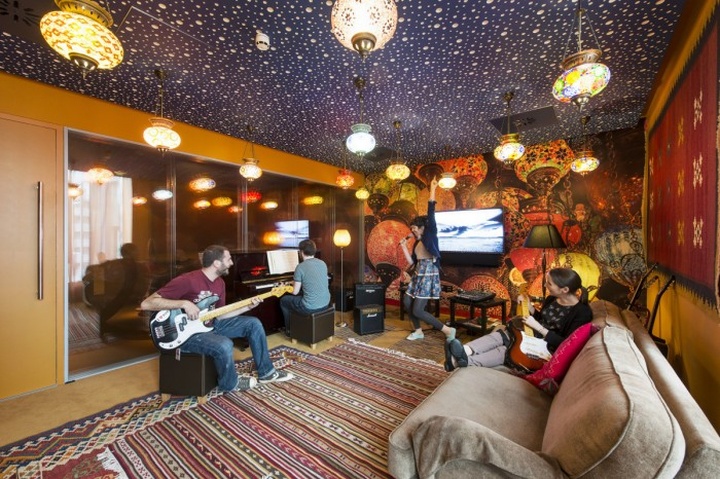 Google Ireland office by Camenzind Evolution Dublin 42 Google Ireland office by .jpg