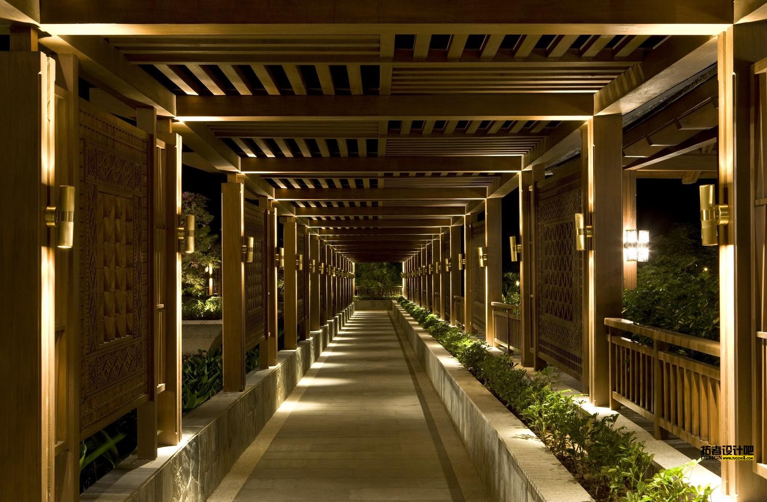 11)Le Meridien Shimei Bay Beach Resort &amp_ SpaCorridor at the Front Ĕz.jpg