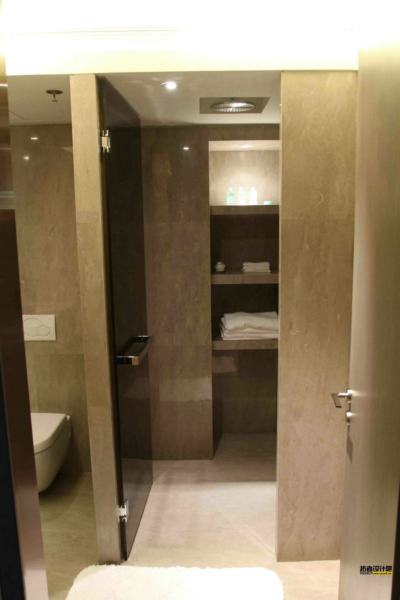 Ƭ 019.jpg