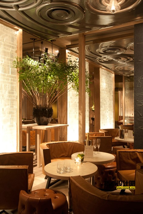 @MT-BBS_Karlchu-B bar La______&#039;Gents-Lounge Details_2.jpg