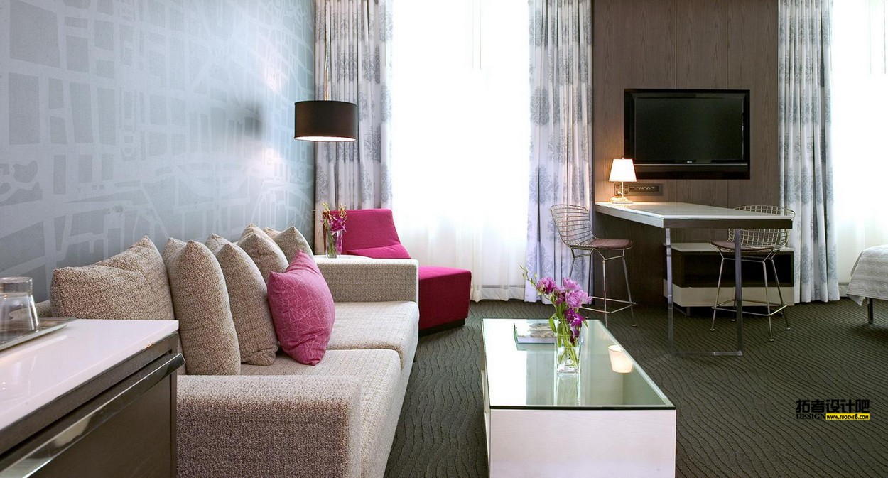 14)Le Meridien Dallas NorthGuest Room Ĕz.jpg