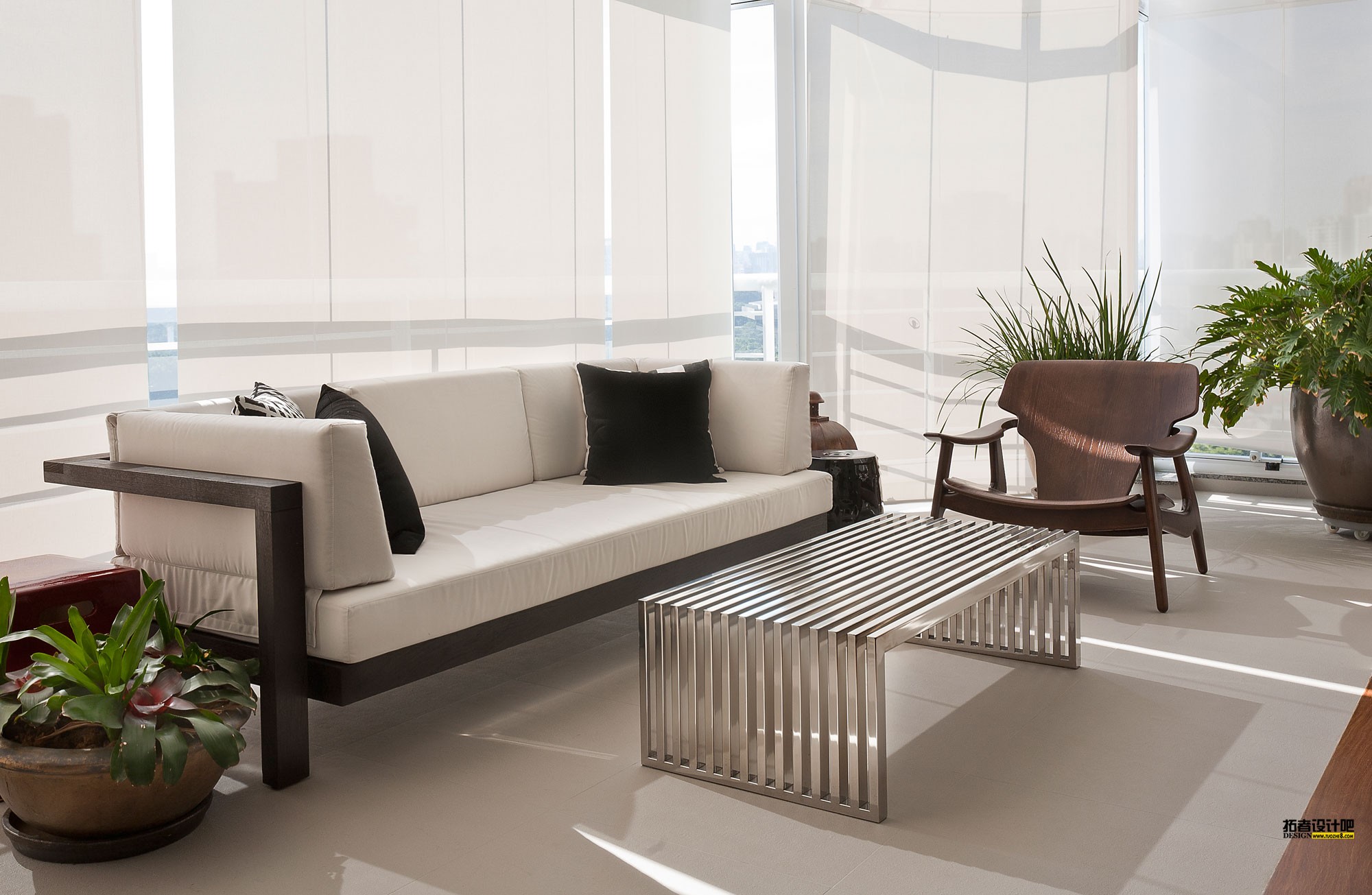 An-Elegant-Interior-01 (11).jpg