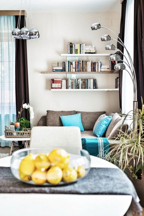 Vibrant-Apartment-in-Budapest-07-800x1198.jpg