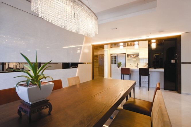 Rectangular-dining-table-665x443.jpg