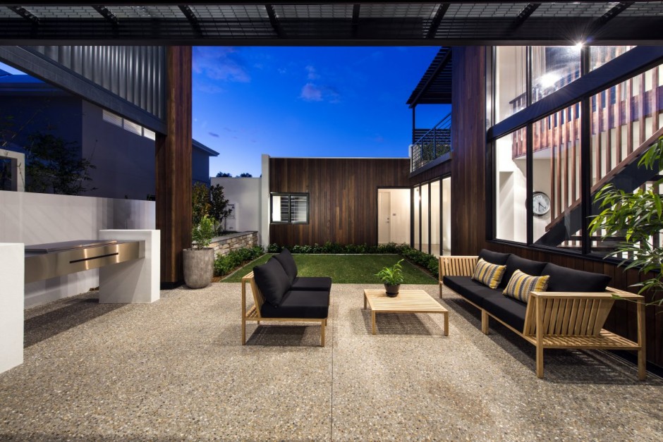 Lovely-Outdoor-Room.jpg