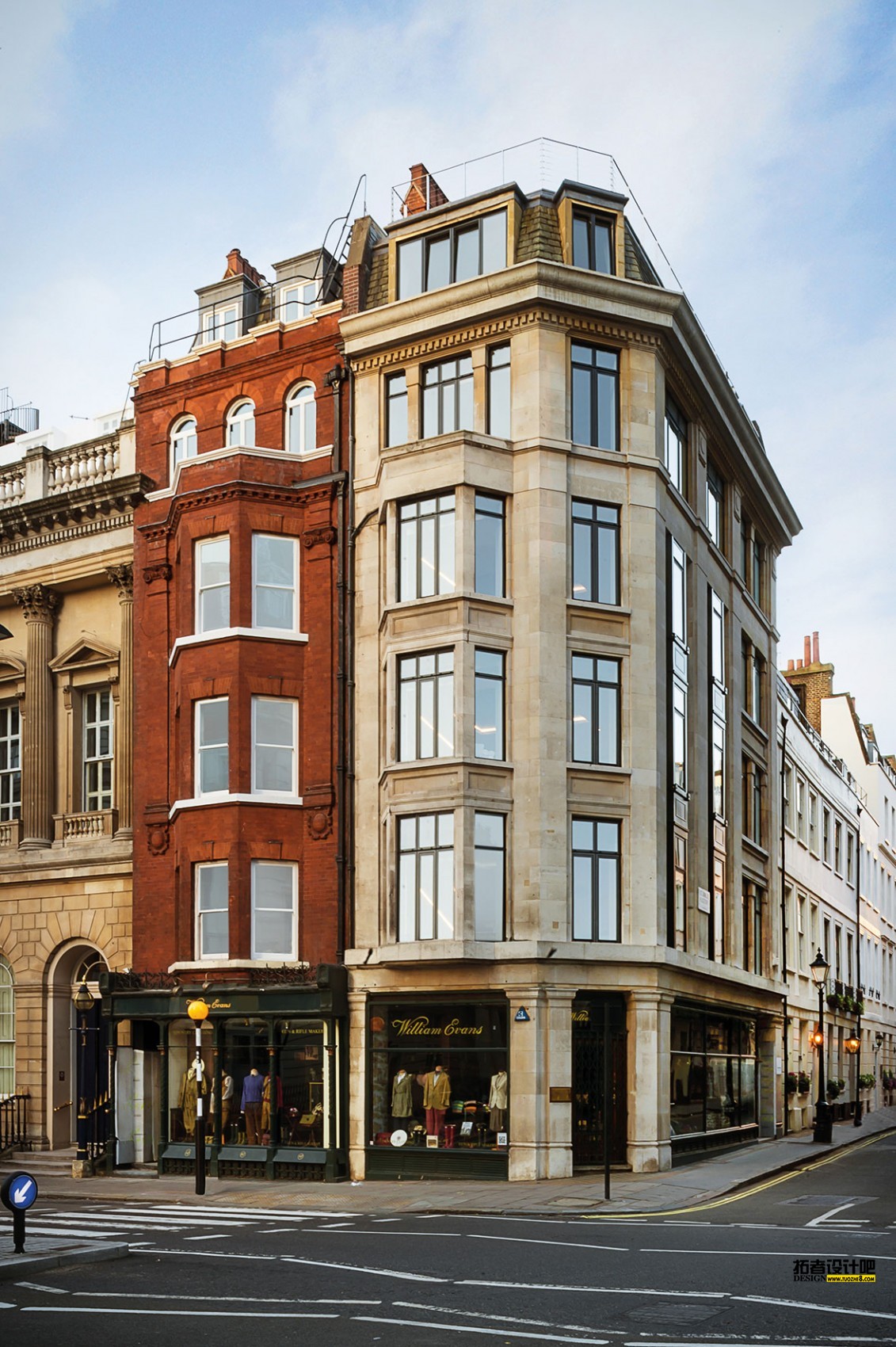 A-jewel-in-the-heart-of-London-01-1131x1700.jpg