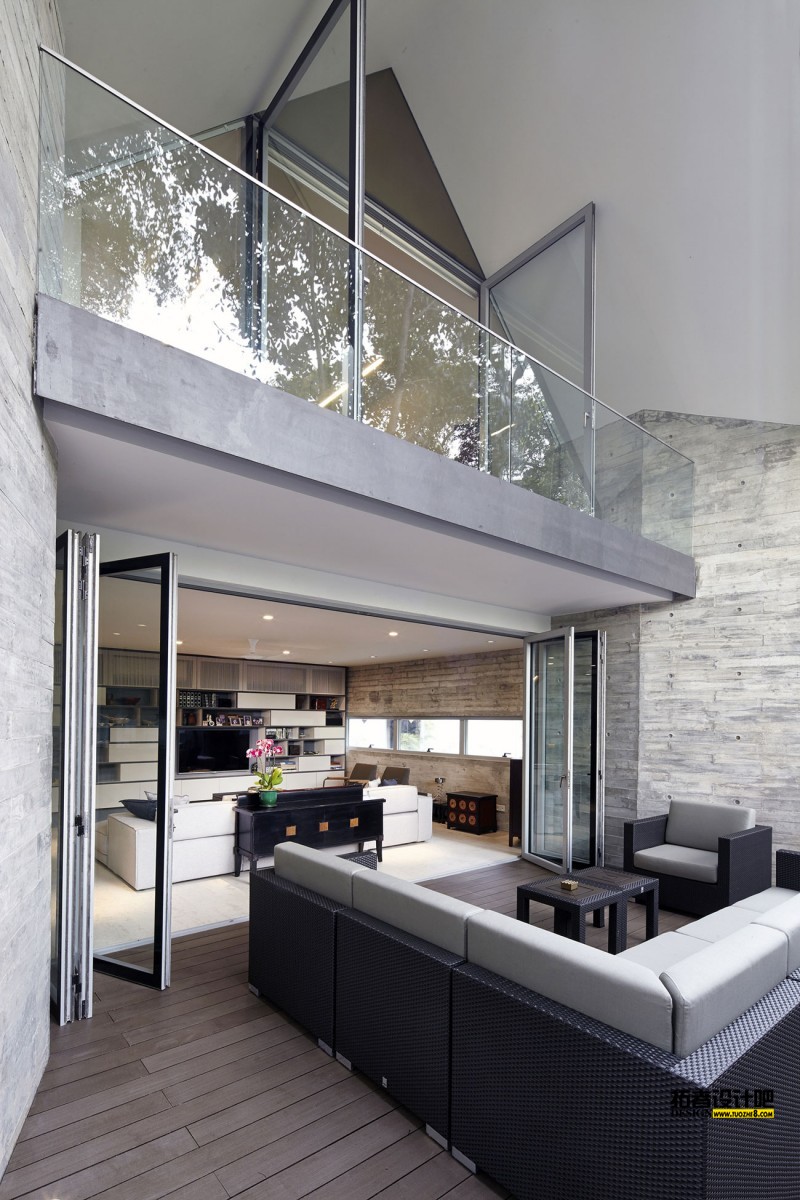 Y-House-02-800x1200.jpg