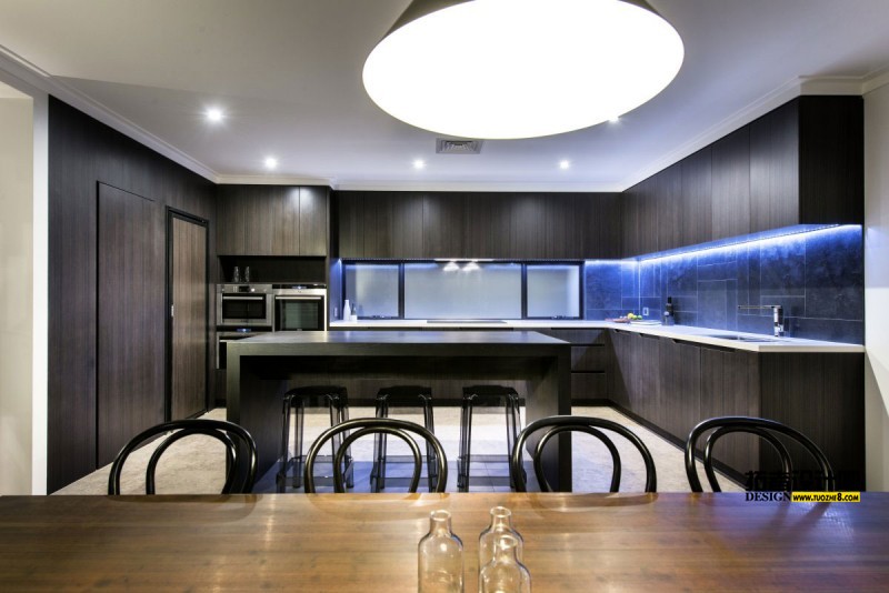 The-Warehaus-11-800x534.jpg