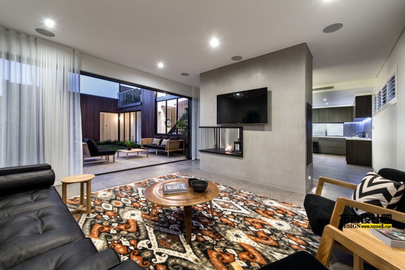 The-Warehaus-12-800x534.jpg