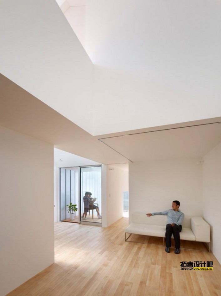complex-house-10-707x944.jpg
