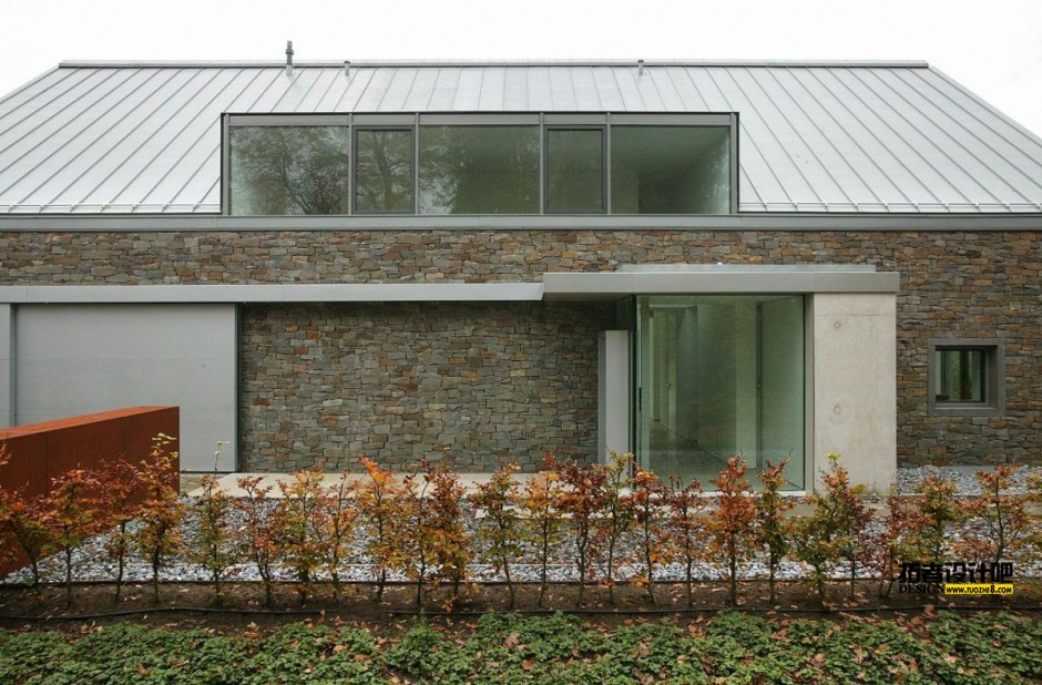 the-mollmann-residence-by-wannenmacher-moller-03.jpg