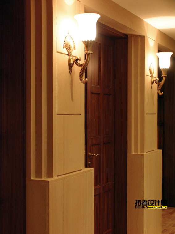 MEN0224.jpg