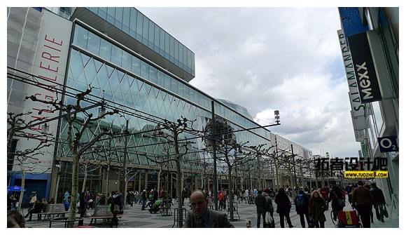 Fuksas-MyZeil_03.jpg