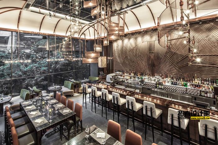amazing-restaurant-bar-interior-design-12.jpg