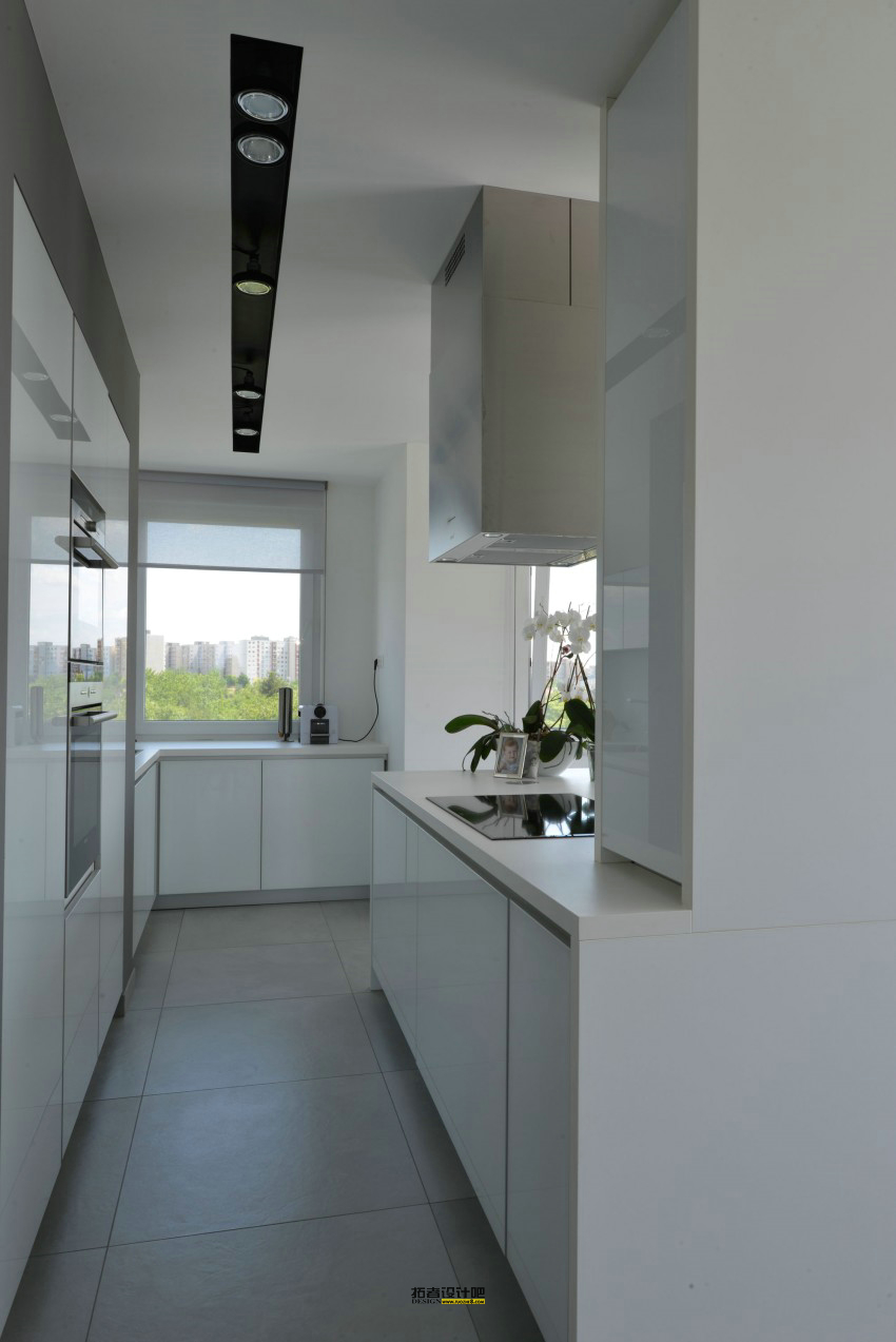 Minimalist-Penthouse-07-850x1273.jpg