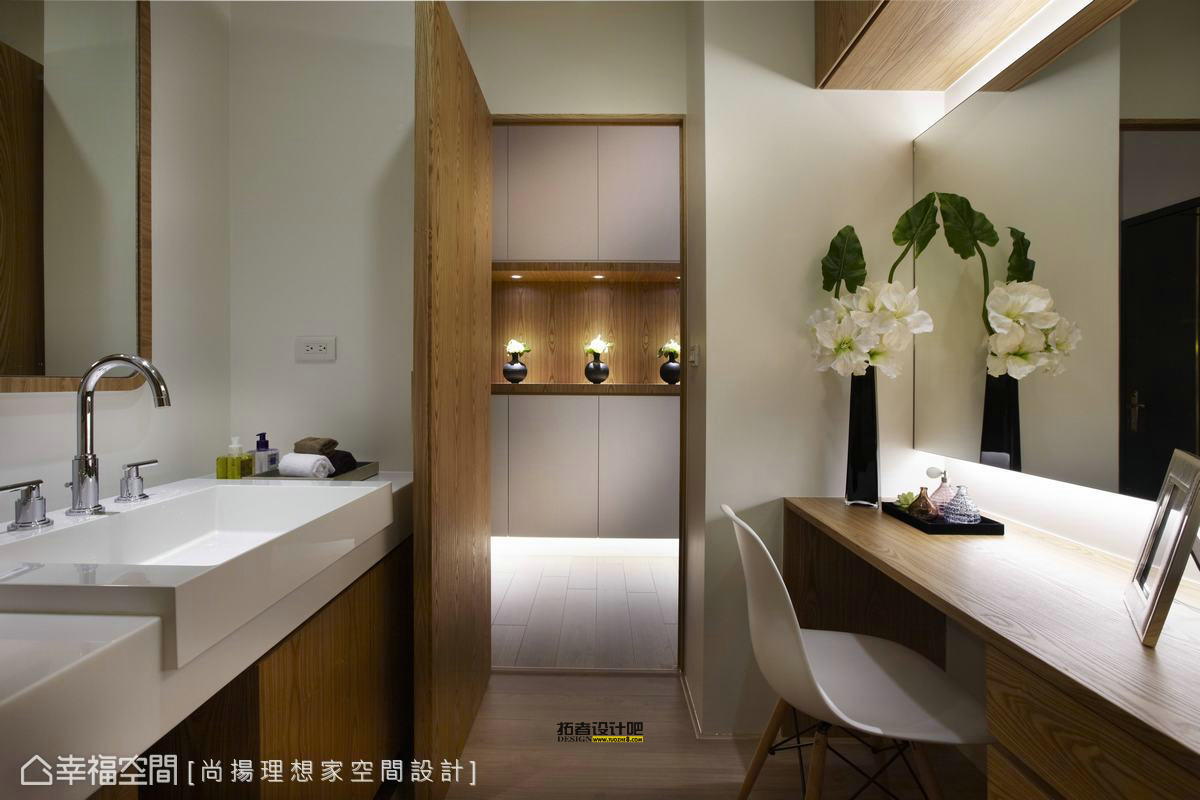 designer209_09_11.jpg