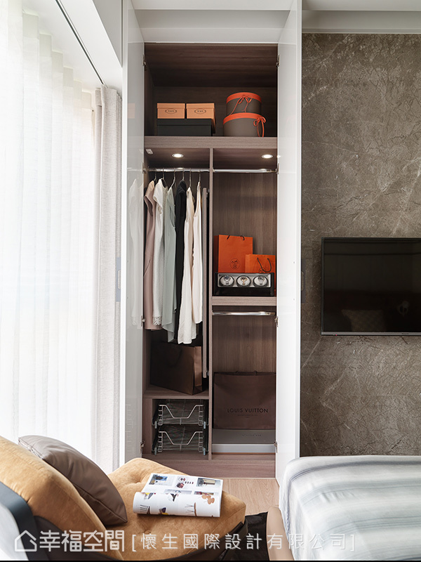 designer397_06_12.jpg