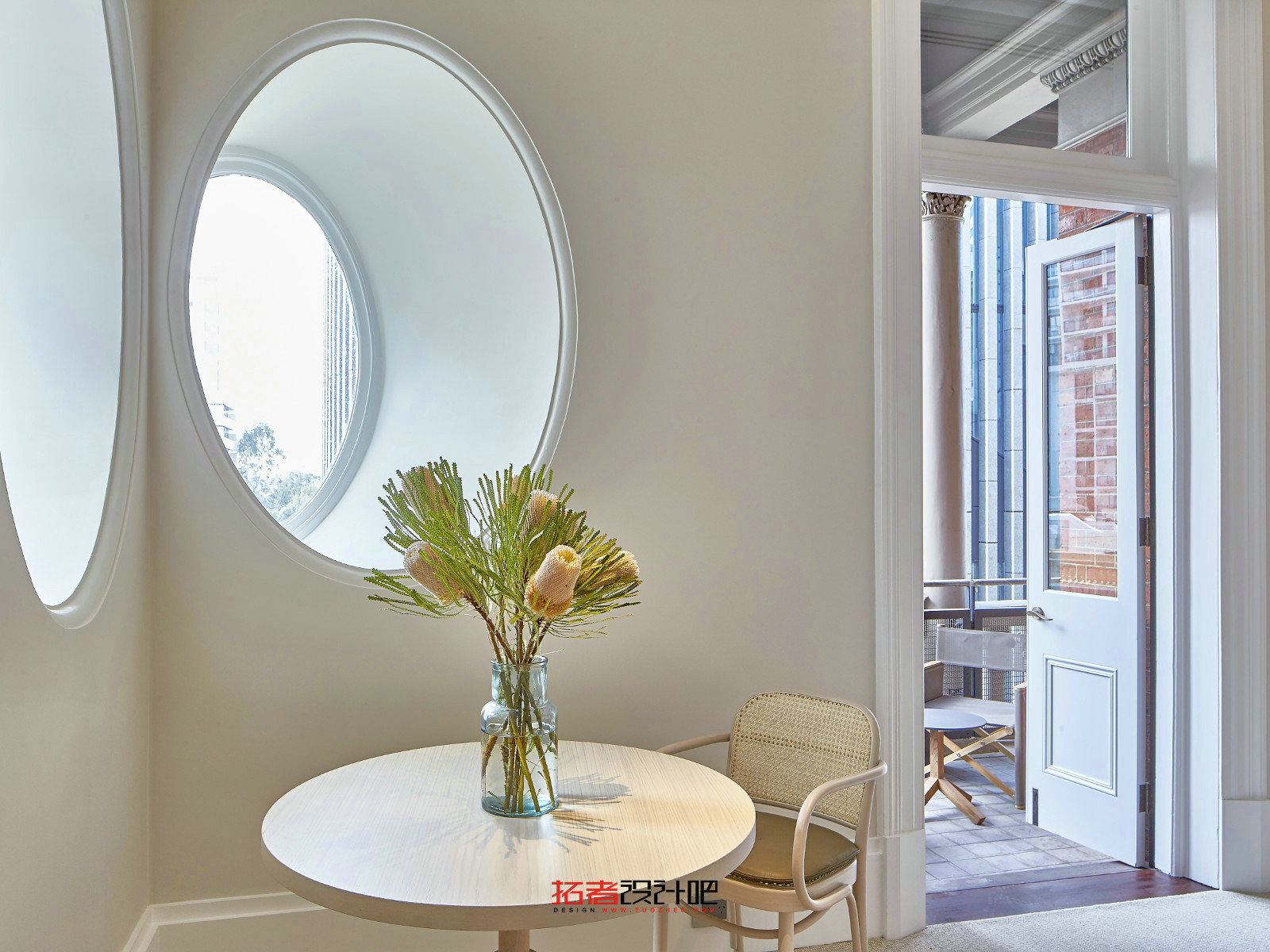 treasury_balcony_room_dining.jpg