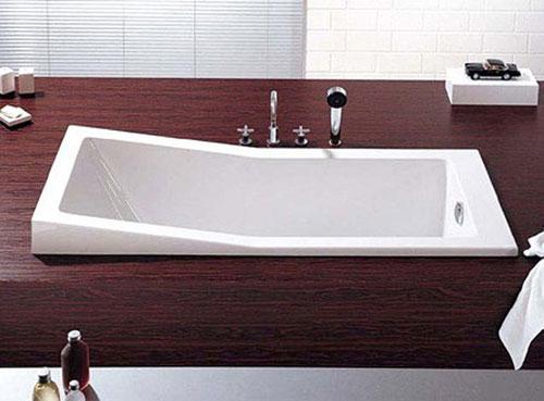 Foster Bathtub.jpg