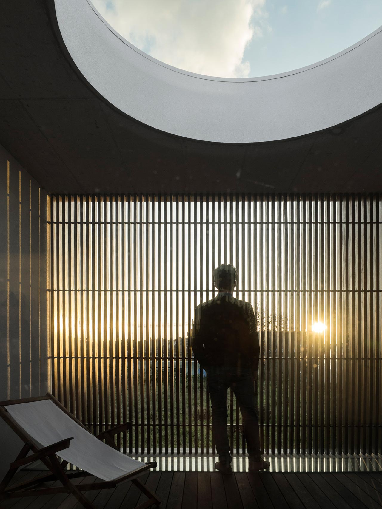 s2_casal_dos_claros_leiria_portugal_contaminar_arquitectos_photo_fernando_guerra.jpg