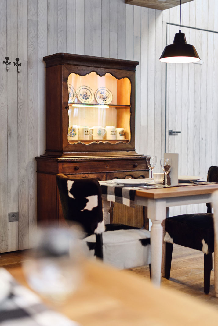 althaus-restaurant-gdynia-poland-p-bstudio-and-filip-kozarski-photo-tomirriphoto.jpg
