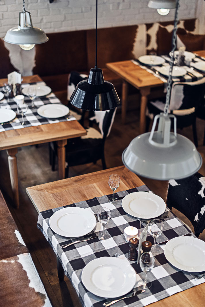 althaus-restaurant-gdynia-poland-p-bstudio-and-filip-kozarski-photo-tomirriphoto.jpg