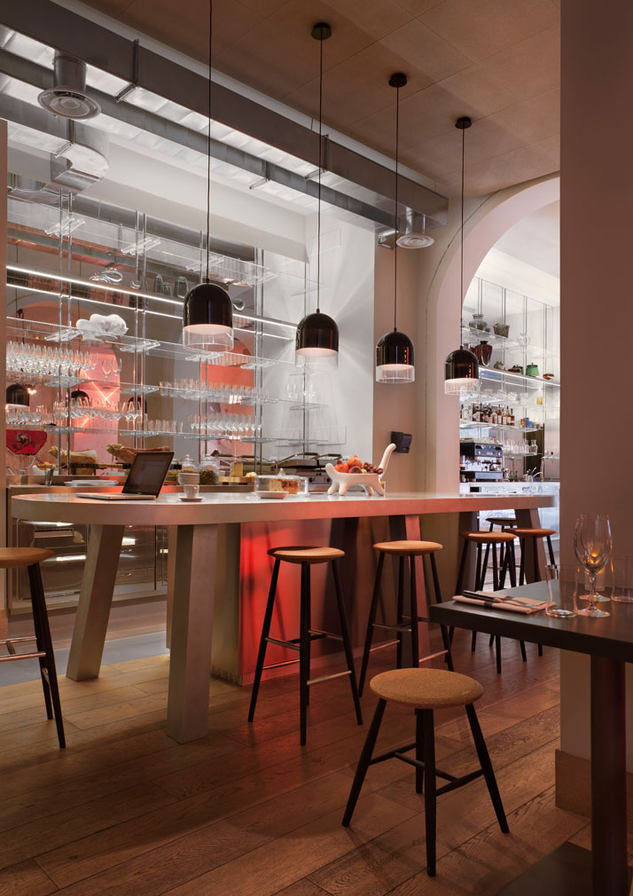 Pisacco-restaurant-bar-by-Tiziano-Vudafieri-Claudio-Saverino-milan-italy-yatzer-8.jpg