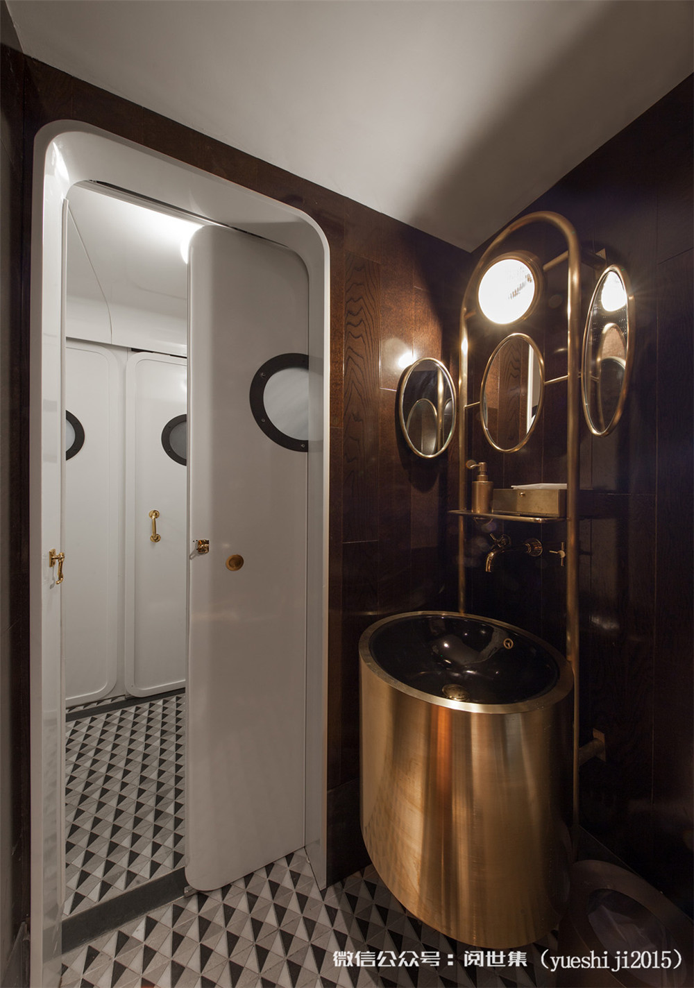 Foxglove-Speakeasy-Bar-Hong-Kong_10.jpg