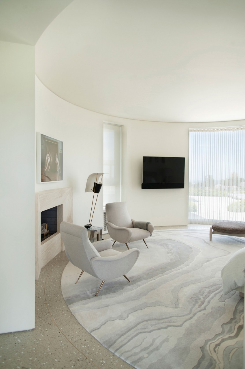Trousdale-Estates-Contemporary-Home-12-850x1278.jpg
