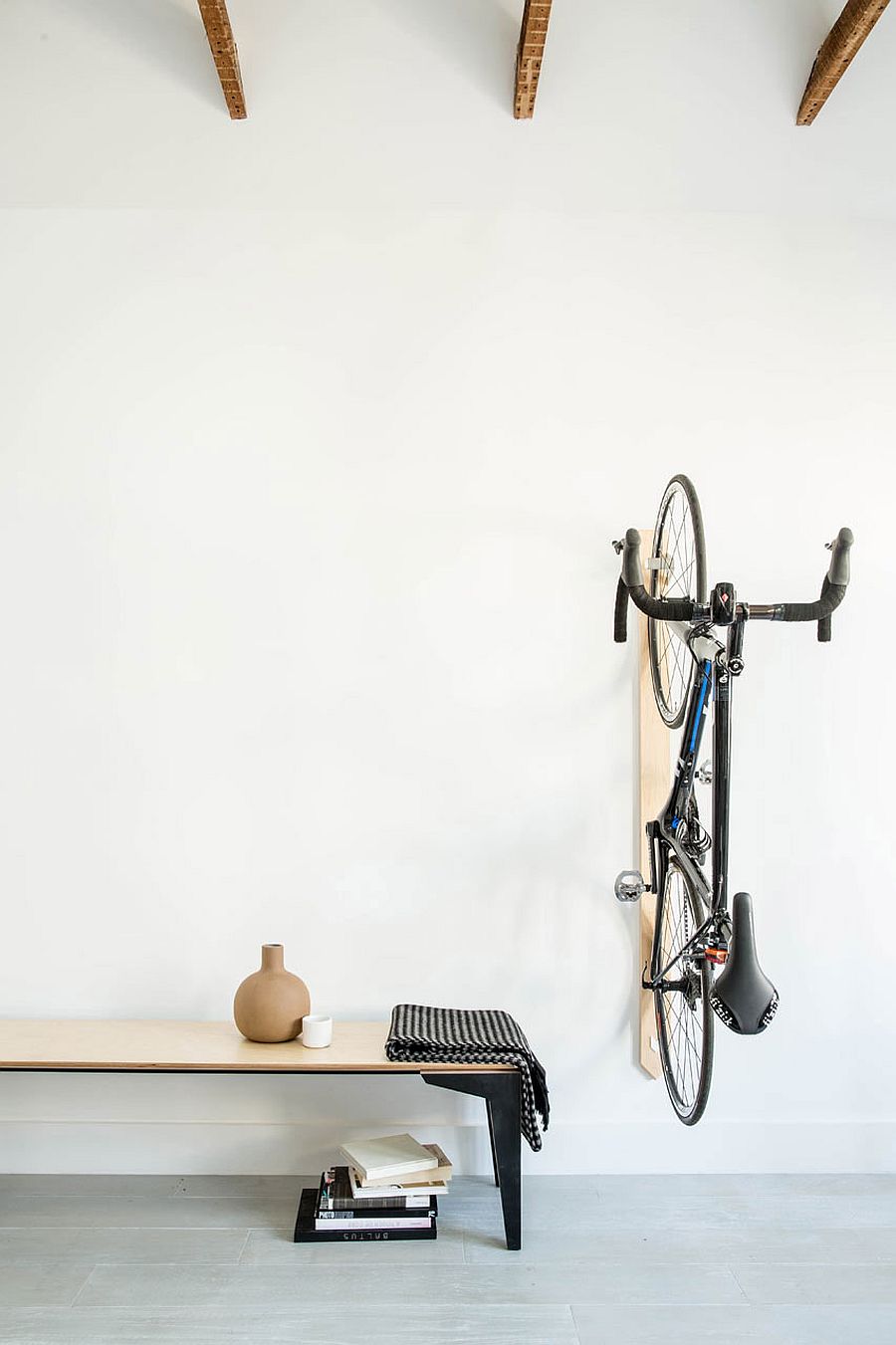 Bicycle-used-as-a-decorative-piece-inside-the-bachelor-pad.jpg