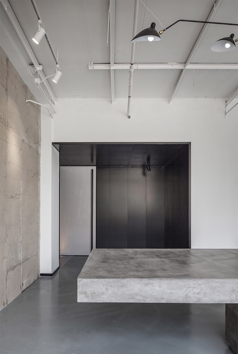 12-Yumisome-Office-by-Yang-Hao-.jpg