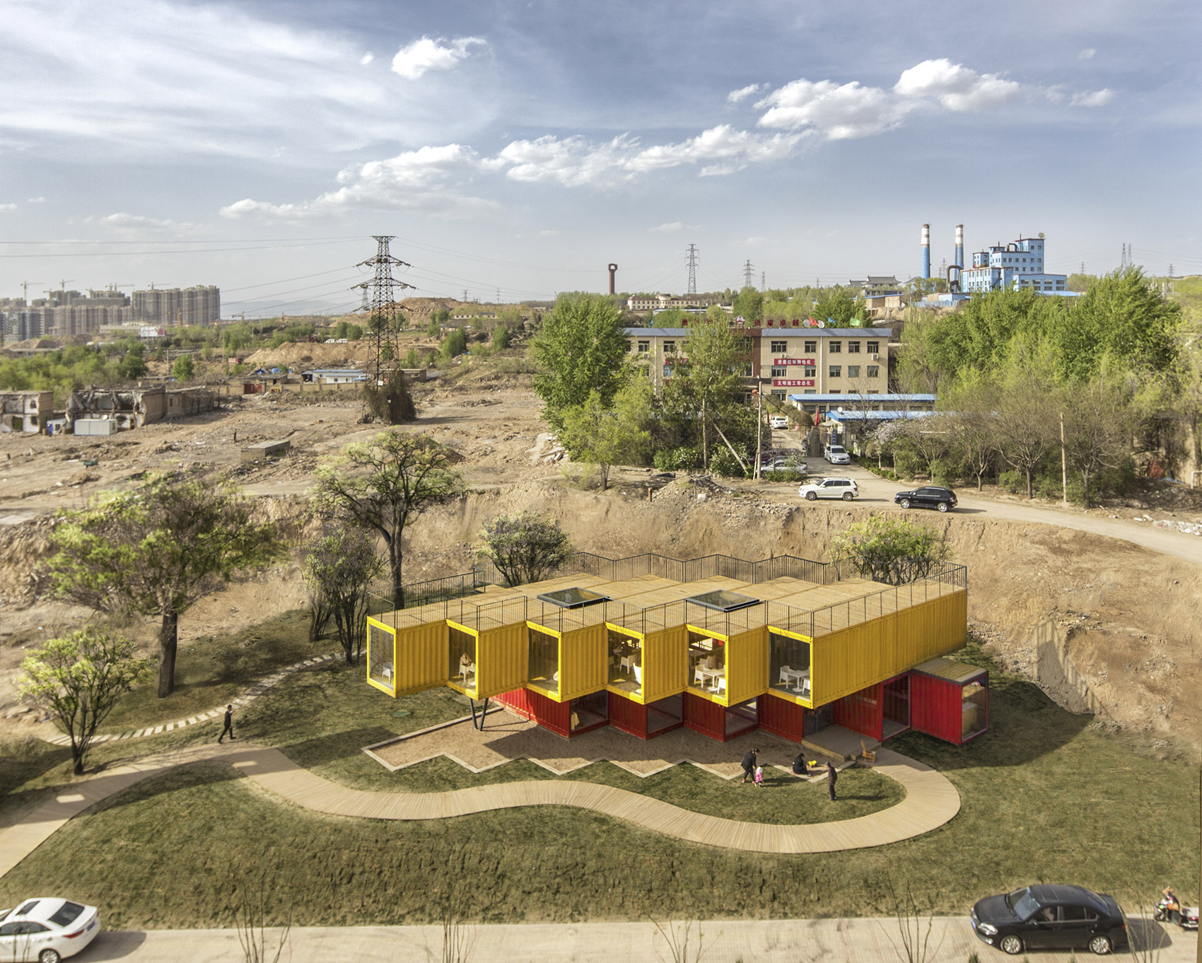 001-Container-Stack-Pavilion-by-Peoples-Architecture-Office.jpg