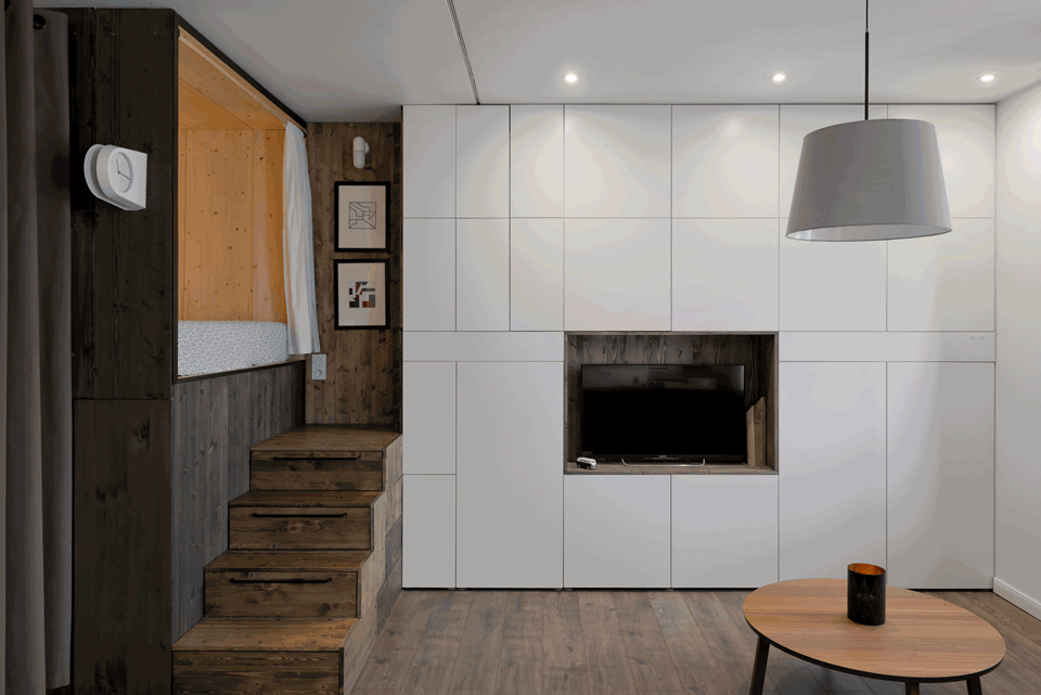 2-Designers-Flat-Moscow-by-Studio-Bazi.gif