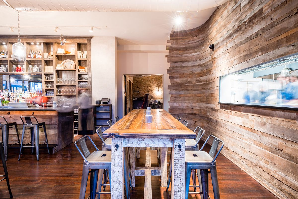 WhiteOakTavern&amp;amp;amp;Inn_11.jpg