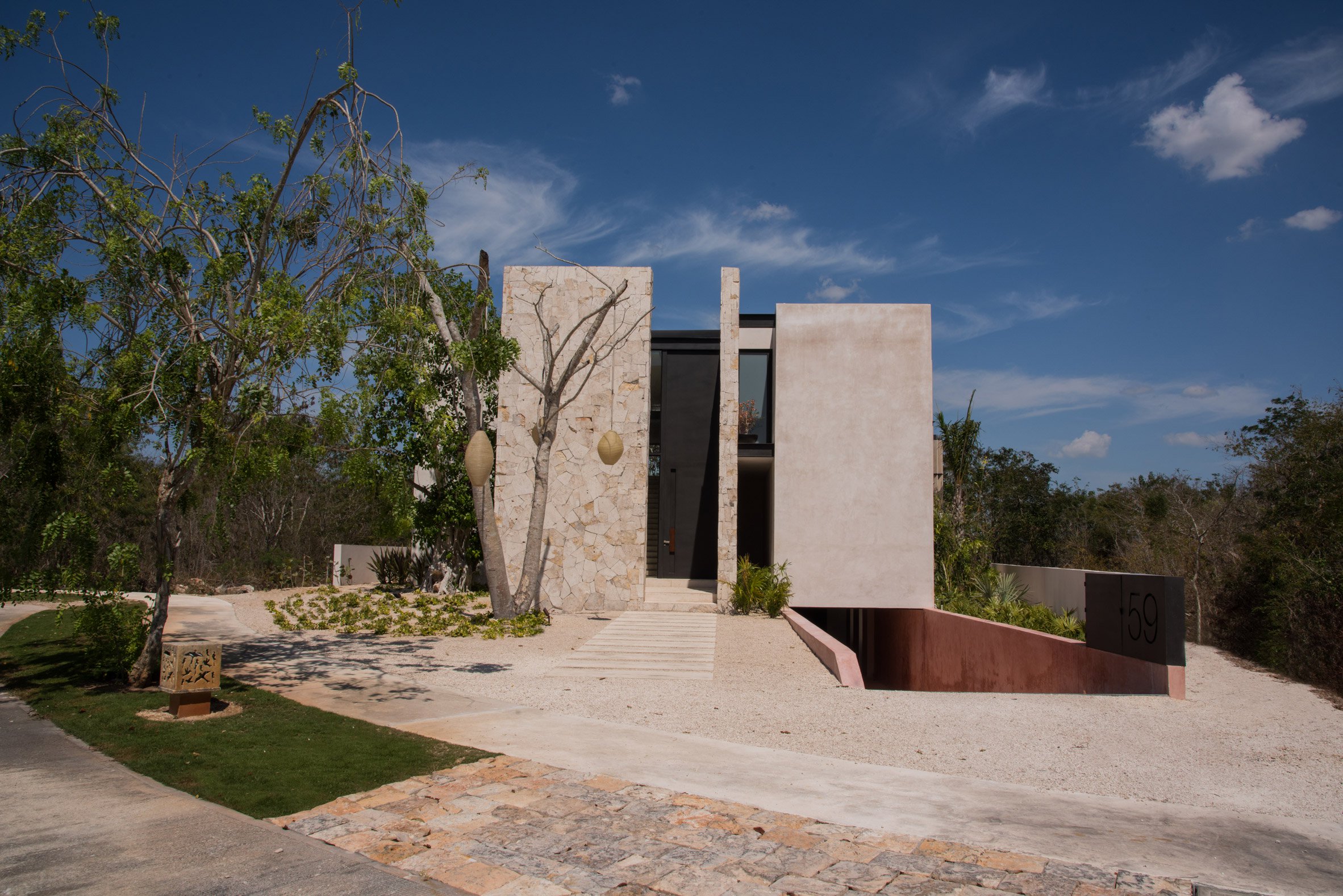 casa-chaaltun-tescala-architects-architecture-residential-houses-mexico_dezeen_2.jpg