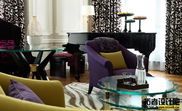 Diane von Furstenberg Piano Suite living room.jpg