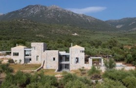 ϣ�����۱���